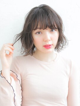 ルティア(Lutia) シースルーバング 透明感 ブルージュ