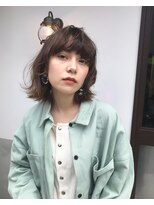 ルスカ(ruska)&nbsp;顔周りレイヤーのミディアムスタイル