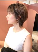 くびれショートウルフ