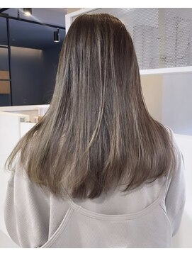 ライリー(riley) まろやかハイライトベージュ