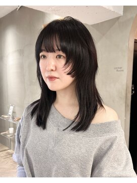 ローレン(LOREN) イメチェン/ホワイトブロンド/外ハネボブ/ワイドバング/栄名古屋