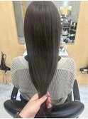 レイヤーカットオリーブベージュ透明感カラー