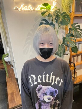 スクリーン(SCLEEN) ホワイトグレーウルフ