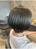 ショートボブ。