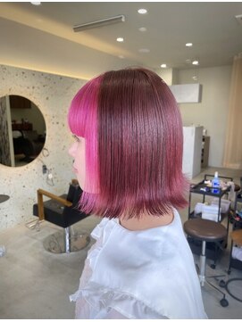 ティム(tim) 《hinako》Pinkを最大限活かした超キュートな Face framing。