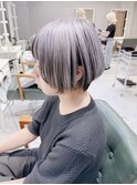 ホワイトと黒髪のアンブレラカラー/マッシュウルフショート