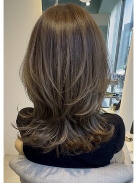 アリスバイアフロート 自由が丘(ALICe by AFLOAT) レイヤーカット