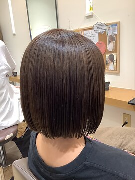 ラファンス 栗林店(LaFENCE) 艶髪/艶感/艶髪/ストレート/透明感/ショートボブ