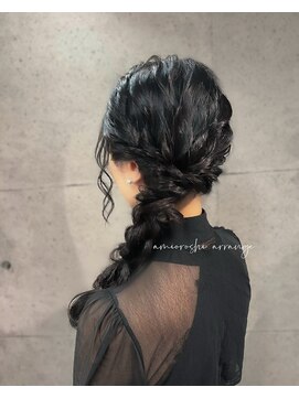 スケール(=SCALE) 《ヘアセット＋フルメイク》