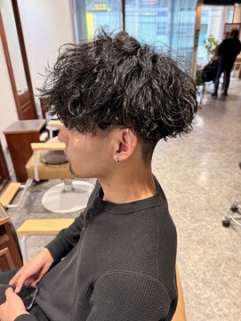 グラフィーサッポロ(Graphy sapporo) 10代 20代 メンズヘア シャドウパーマ ツイスパ マッシュ