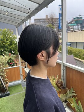 ロータスヘアーデザイン(Lotus Hair Design) 【lotus下枝】丸みショート/黒髪ショート/耳かけショート
