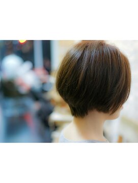 アバーブザビューティーアイランド(Above the beauty island) 【小顔美・くびれシルエット】ショートボブ【吉祥寺Above】