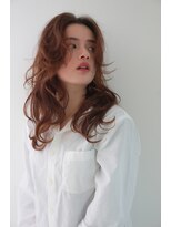 ミューズ バイ ケンジ(MUSE by KENJE) ロングヘア × レイヤー × センターパート