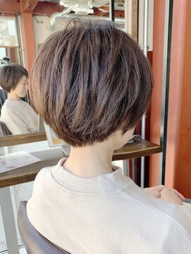 ルーファス 恵比寿 渋谷(Ruufus) 丸みがかわいい大人ショート【Ruufus恵比寿渋谷】31575