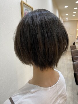 フゥカ 類家店(fuka) ショートボブ