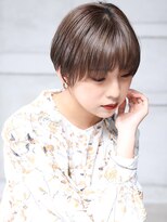 トロン(tronc) 大人可愛い小顔前下がりショートボブ丸みショートアッシュA3