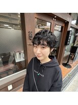 アグランテトラ 野田阪神店(a Gland tetra)&nbsp;マニッシュニュアンスパーマショートヘア 束感 黒髪暗髪