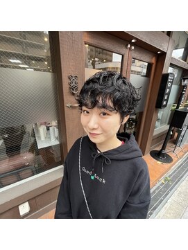 アグランテトラ 野田阪神店(a Gland tetra) マニッシュニュアンスパーマショートヘア 束感 黒髪暗髪