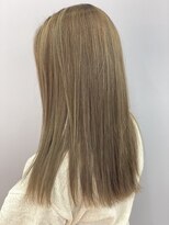 グロウ 丸の内(GLOW)&nbsp;ミルクティーベージュ★★