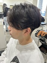 ヒュイル バイ ニアウ(Hwyl by Niau)&nbsp;メンズマッシュセンターパートスパイラルパーマニュアンスパーマ