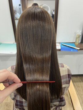 エストレヤ(ESTRELLA) ストレート/縮毛矯正