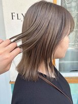 フリッカ 西荻窪店(FLYCKA) 馴染むミルクティーカラー