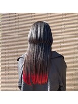 チトセ美容室(chitose)&nbsp;くらげヘアの毛先レッドカラー