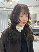 ハイル(Heil) 《kana》*くすみベージュ*ステップカット*姫カット*