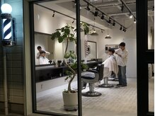 スワッグバーバースタジオ(SWAG BARBER STUDIO)