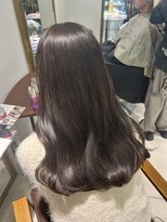 髪質改善パールプラチナ　艶髪　グレージュカラー　イメチェン