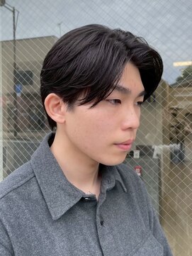 アントバイフィフス 秋田(unt by fifth) 秋田メンズパーマ波巻きスパイラルパーマセンターパートフェード