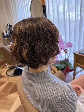 ラナ(LANA) ショートボブ×ベージュカラー