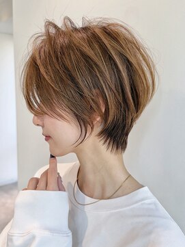 バンプ ギンザ(BUMP GINZA) 30代40代50代ショート似合わせ白髪ぼかし前髪あり髪型