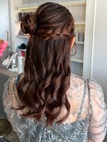 セプト 天神大名(SEPT.)&nbsp;くるみちゃんへア ハーフアップ お団子 巻き髪アレンジ