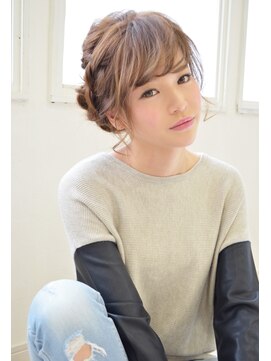 ケアシンサイバシ(CARE shinsaibashi) 【CARE】簡単編み込みアレンジ