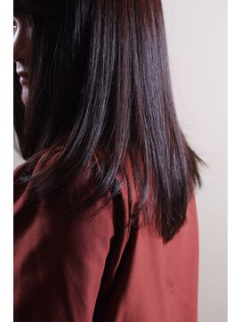 アンチブー(ANTIBOO) アドミオカラー×艶々ストレートヘア