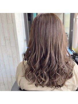 ジーキャトル(G-quatre) ブラウン