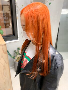 テトヘアー(teto hair) オレンジベージュ、ブリーチオンカラー、ロング、トゥワイス
