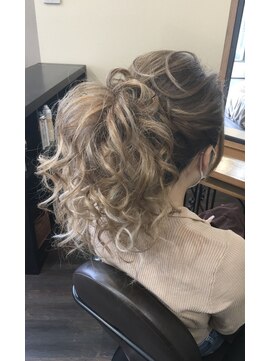 リピュア(Re:PURe) **ポニーテールカールアップ**