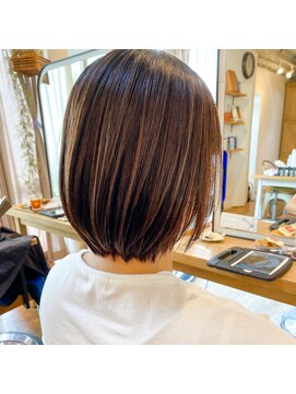 ヘアスペース リズム グリーン(Hair space Rizm green) 丸みボブ 30代40代50代60代