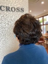 クロス(CROSS)&nbsp;ヘナで美ツヤのパーマヘア