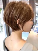新宿 大人可愛い 20代30代40代 丸みショート 耳掛けショートボブ
