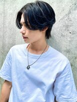 ディッセンバー 神宮前(December)&nbsp;センターパートウルフ/ブルーブラック/リバースパーマコンマヘア