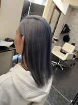 アイズ 渋沢(AIZU)&nbsp;ブルーとシルバーのデザインカラー