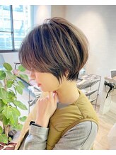 白髪もオシャレにダメージレスに染めます☆白髪ぼかしや脱白髪染めでナチュラルな美しさを【白髪染め】