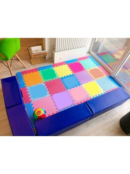 お子様連れ歓迎のサロン。ベビーカーでの入店もOKだから、ママも安心して通えます♪