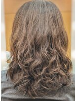 スーパーセッションアクシス(SUPERSESSION Axis)&nbsp;ミディアムレイヤーのリッジパーマ