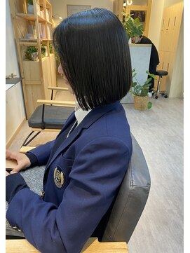 切りっぱなしボブ