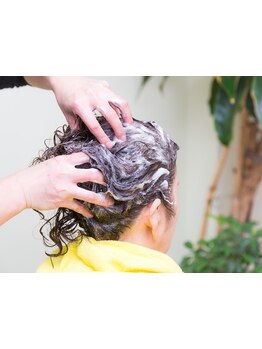 血行促進☆頭皮すっきり!!極上のヘッドスパでリフレッシュ！日々の疲れを解消したい方必見◎