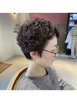 リリオ(Lilio) ベリーショート×パーマ